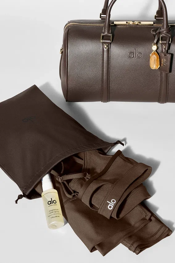 Alo Daily Voyage - Cuero color espresso