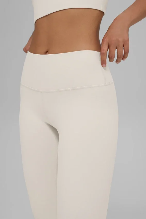 Alosoft High-Waist 7/8 Highlight Legging — Color hueso
