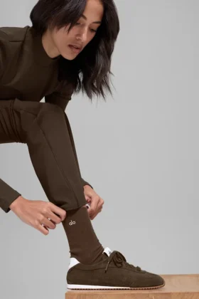 Calcetines unisex de caña media y diseño discreto – Espresso