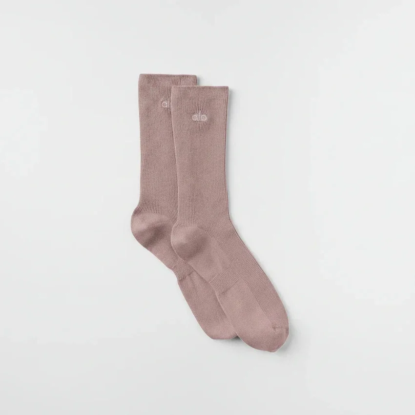 Calcetines unisex de caña media y diseño discreto - Gris topo