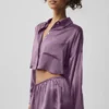 Camisa corta de manga larga con botones «Silk Luminous» - Plum Kiss