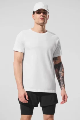 Camiseta de cuello redondo Triumph | Camisetas de tirantes y camisetas sin mangas de yoga para hombre
