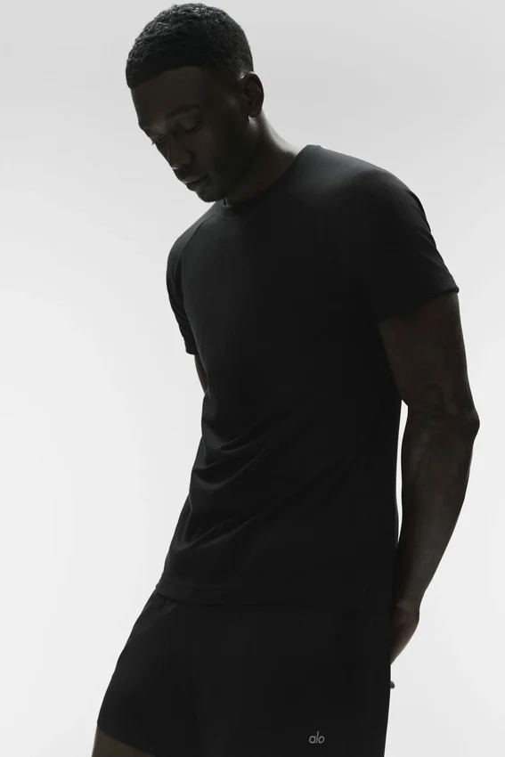Camiseta de cuello redondo Triumph | Camisetas de tirantes y camisetas sin mangas de yoga para hombre