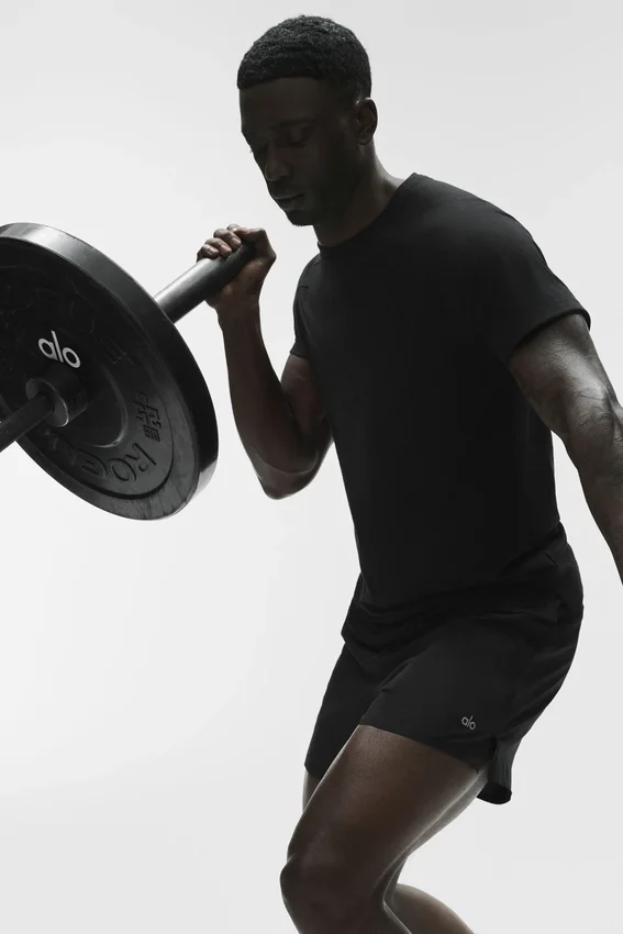 Camiseta de cuello redondo Triumph | Camisetas de tirantes y camisetas sin mangas de yoga para hombre