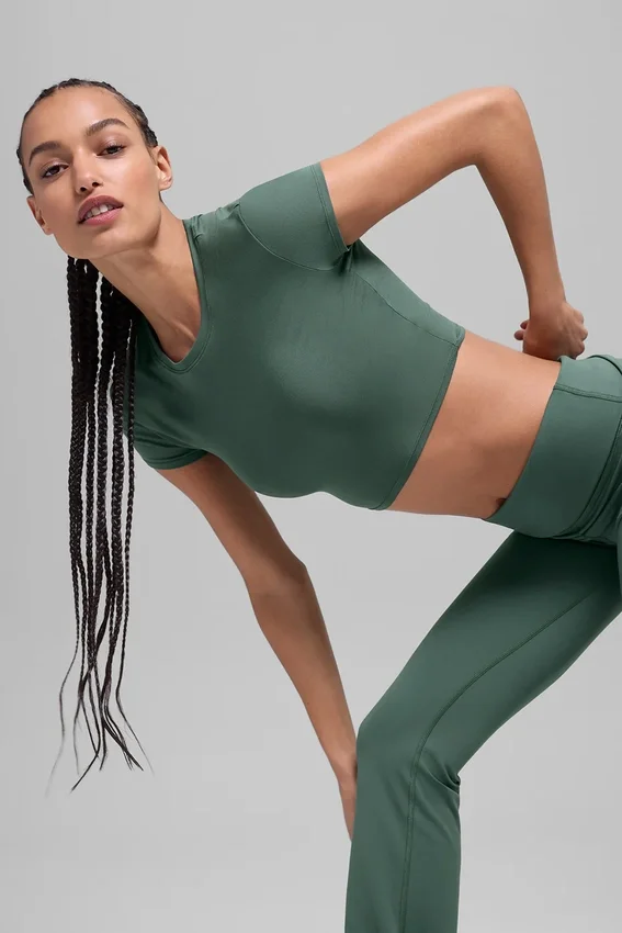 Camiseta de manga corta Alosoft Crop Finesse - Verde trébol