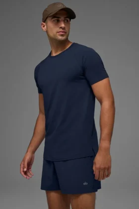 Camiseta de manga corta con cuello redondo Alo Vapor - Azul marino