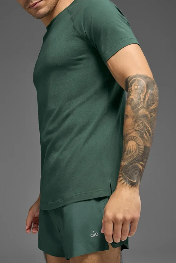 Camiseta de manga corta con cuello redondo Alo Vapor - Verde trébol