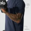 Camiseta de manga corta con cuello redondo Conquer Reform - Azul marino