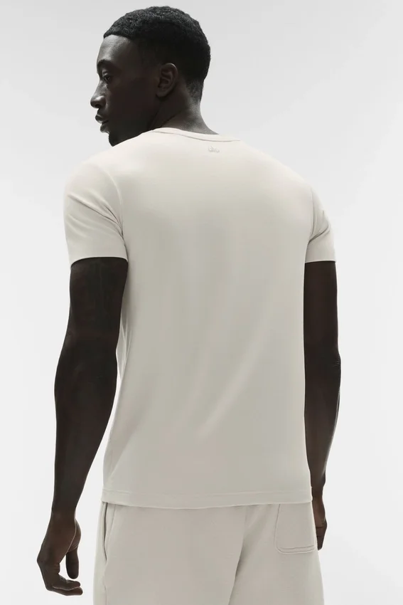 Camiseta de manga corta con cuello redondo Conquer Reform - Bone
