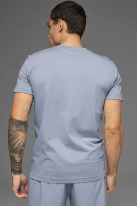 Camiseta de manga corta con cuello redondo Conquer Reform – Escarcha invernal