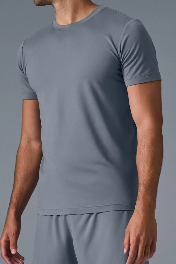 Camiseta de manga corta con cuello redondo Conquer Reform - Gris acero