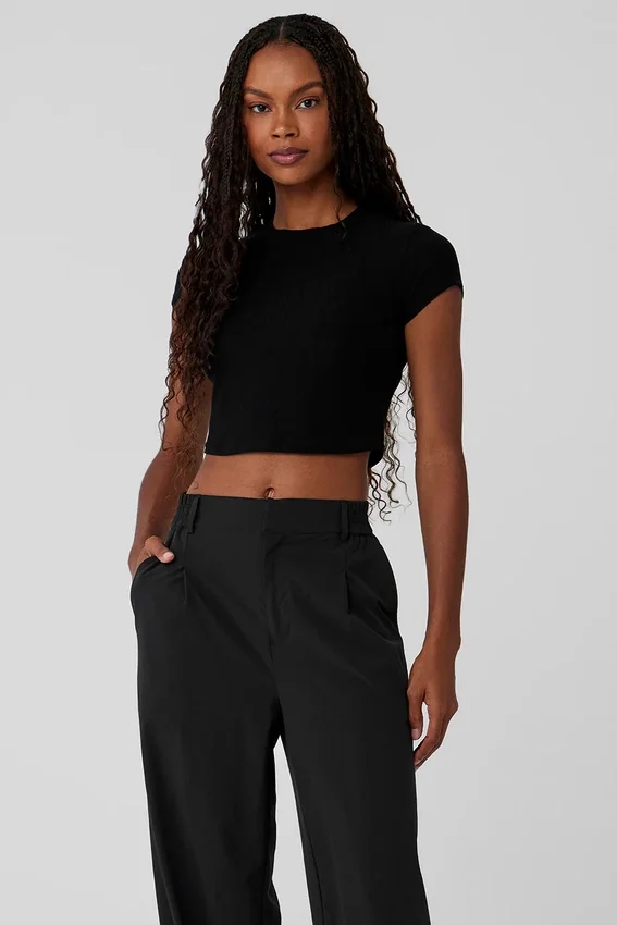 Camiseta de manga corta cropped con cuello acanalado Sea Coast - Negro
