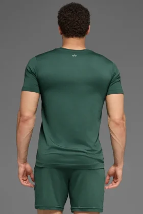 Camiseta de manga corta y cuello redondo Conquer Reform – Verde trébol