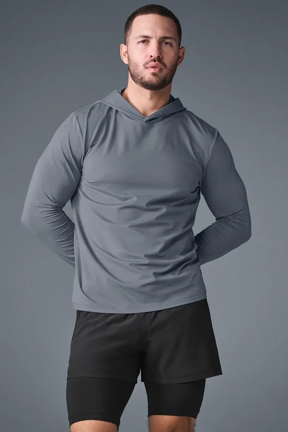 Camiseta de manga larga con capucha Conquer Reform - Gris acero