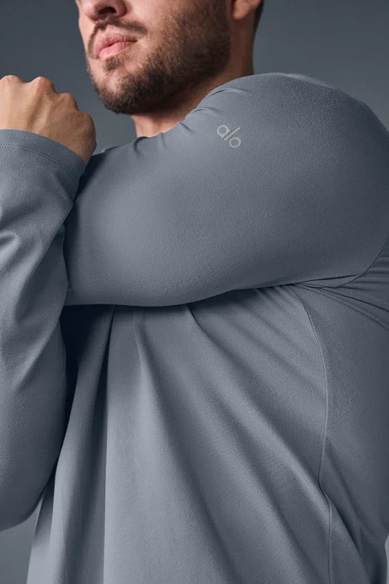 Camiseta de manga larga con capucha Conquer Reform - Gris acero