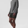 Camiseta de manga larga con capucha Conquer Reform - Gris jaspeado oscuro