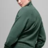 Camiseta de manga larga con cuello alto «Weekend Escape» de tejido waffle - Verde trébol