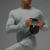 Camiseta de manga larga con cuello redondo Conquer Reform - Gris lunar