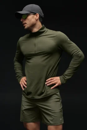Camiseta de manga larga Conquer Reform con cremallera de 1/4 - Verde oliva