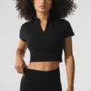 Camiseta de pantalones cortos de manga corta, sin costuras, cálida y mullida para el invierno — Negro