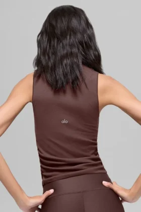 Camiseta de tirantes acanalada «En Pointe» – Brownstone