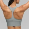 Camiseta de tirantes con sujetador Airlift Super Sleek - Gris lunar