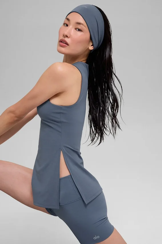 Camiseta de tirantes con sujetador integrado Alo Softsculpt Precision de manga larga - Bluestone