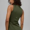 Camiseta de tirantes con sujetador integrado Alo Softsculpt Precision de manga larga - Verde oliva