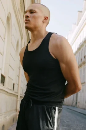 Camiseta de tirantes de punto elástico de modal para el día a día - Negro