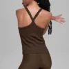 Camiseta de tirantes sin costuras con canalé «Favorite» y sujetador integrado de manga larga - Espresso