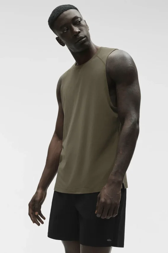 Camiseta sin mangas Alo Vapor Muscle Tank - Olive Tree