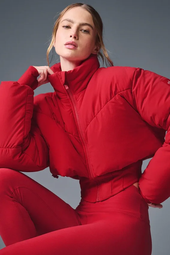 Chaqueta acolchada con corte de corsé «Main Act» - Rojo intenso