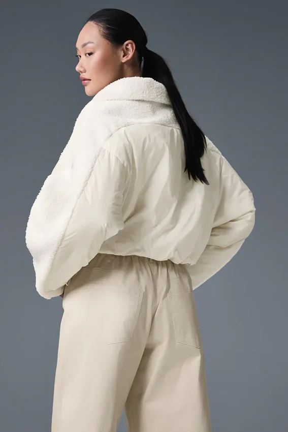 Chaqueta acolchada «Cozy Escape» de sherpa - Marfil/Marfil