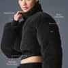 Chaqueta acolchada tipo corsé «Main Act» de Sherpa - Negro
