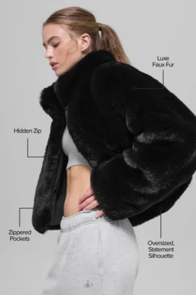 Chaqueta «Allure» de piel sintética – Negro