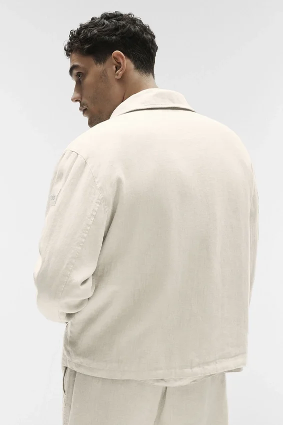 Chaqueta con cremallera completa de Linen Days - Color hueso