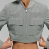 Chaqueta corta con cremallera completa «Main Character» a rayas finas - Gris lunar/Blanco