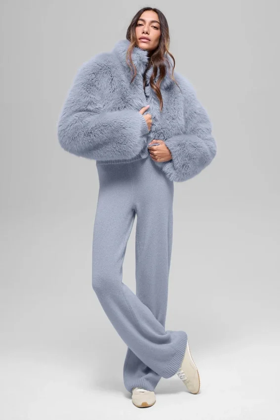 Chaqueta corta de piel sintética opulenta - Winter Frost