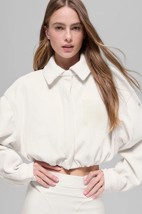 Chaqueta corta «Mountain Side» de terciopelo acanalado - Marfil