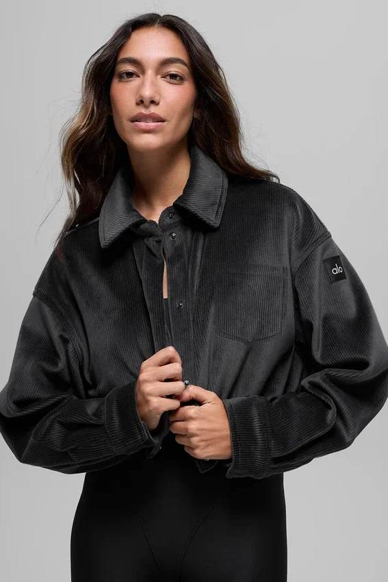 Chaqueta corta «Mountain Side» de terciopelo acanalado - Negro
