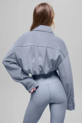 Chaqueta corta «Mountain Side» de terciopelo acanalado – Winter Frost