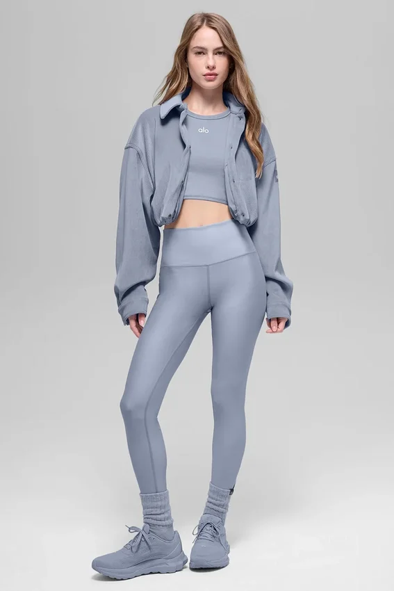 Chaqueta corta «Mountain Side» de terciopelo acanalado - Winter Frost