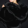 Chaqueta llamativa de piel sintética opulenta - Negro