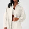Chaqueta tipo «shacket» Mountain Side de terciopelo acanalado - Marfil