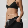 Falda de talle bajo, la favorita de las fans - Negro