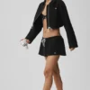 Falda de talle bajo, la favorita de las fans - Negro