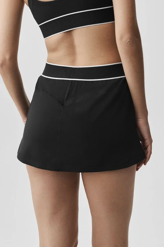 Falda de tenis Alo Softsculpt Amp It Up - Negro