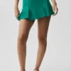 Falda de tenis Alo Softsculpt Topspin - Emerald Isle