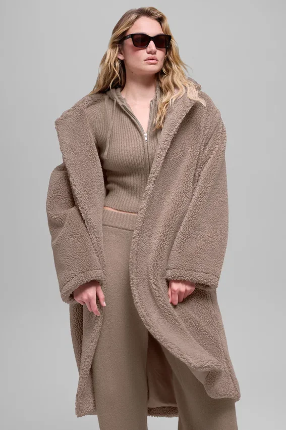 Gabardina oversize de sherpa - Chai Latte
