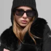Gorro de invierno «Winter Bliss» con orejeras y punto trenzado - Negro